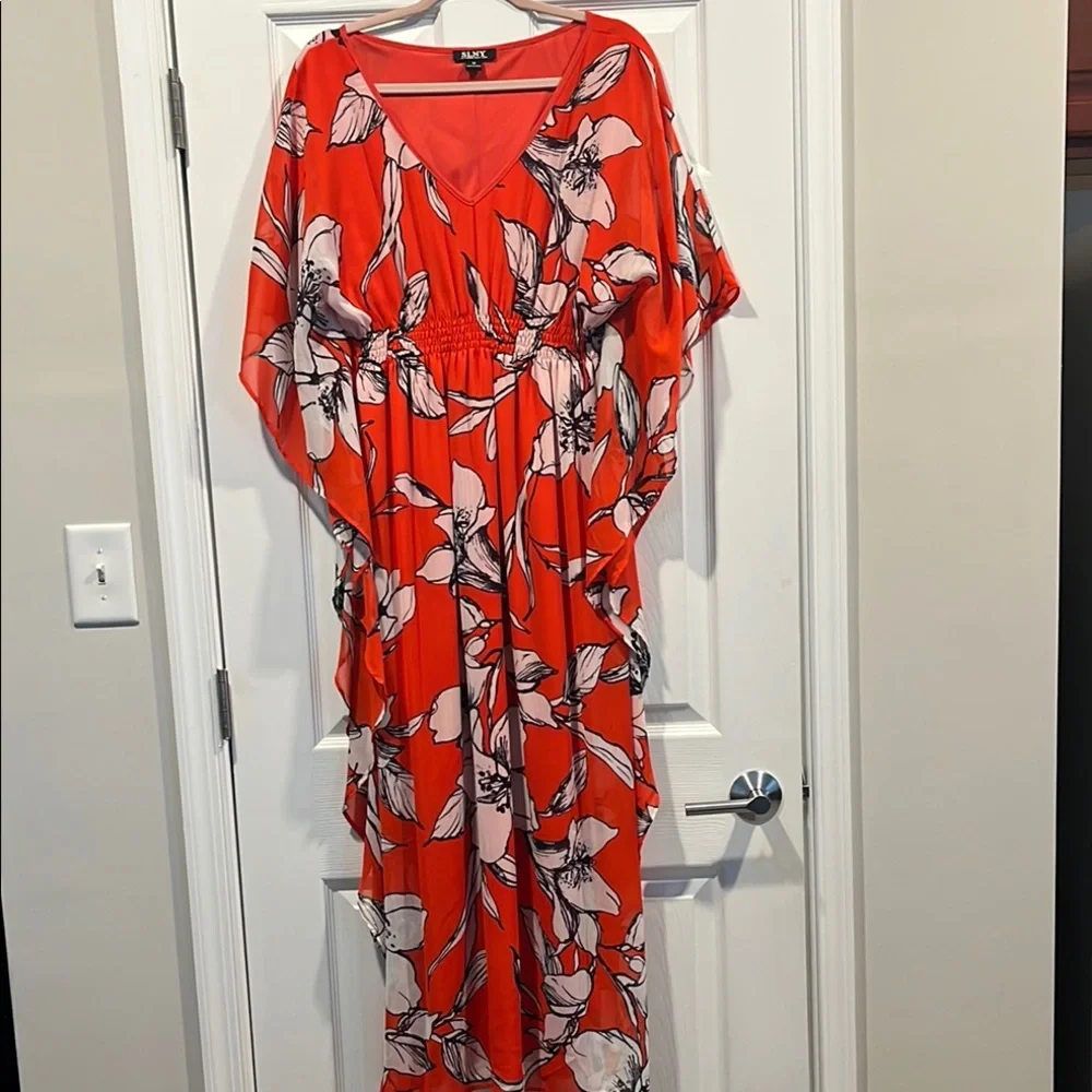 SLNY Red And White Flutter Sleeve Sundress Size 10‎  Vacation, Resort  Flowy
